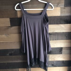 Long sleeve lace shirt